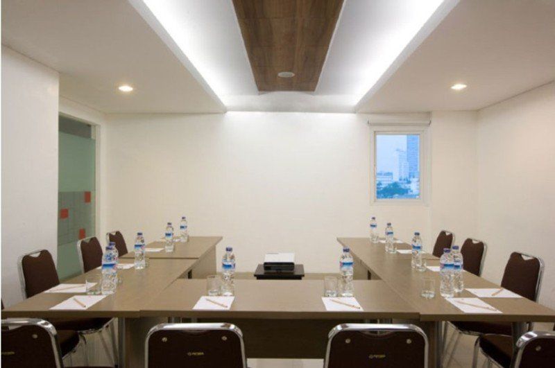 Amaris Hotel Senen Jacarta Exterior foto